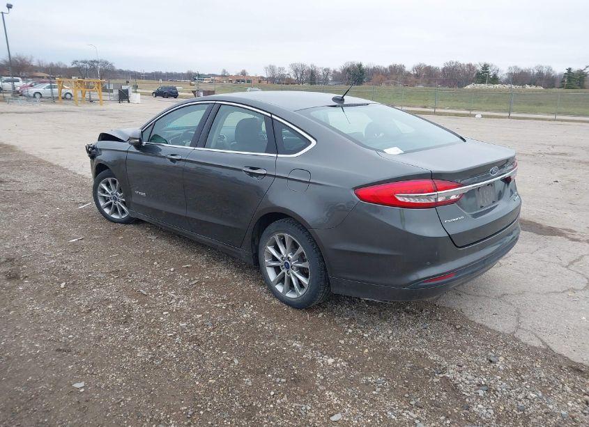 Photo 3 of 2017 Ford Fusion HYBRID SE (VIN 3FA6P0LU4HR264926)