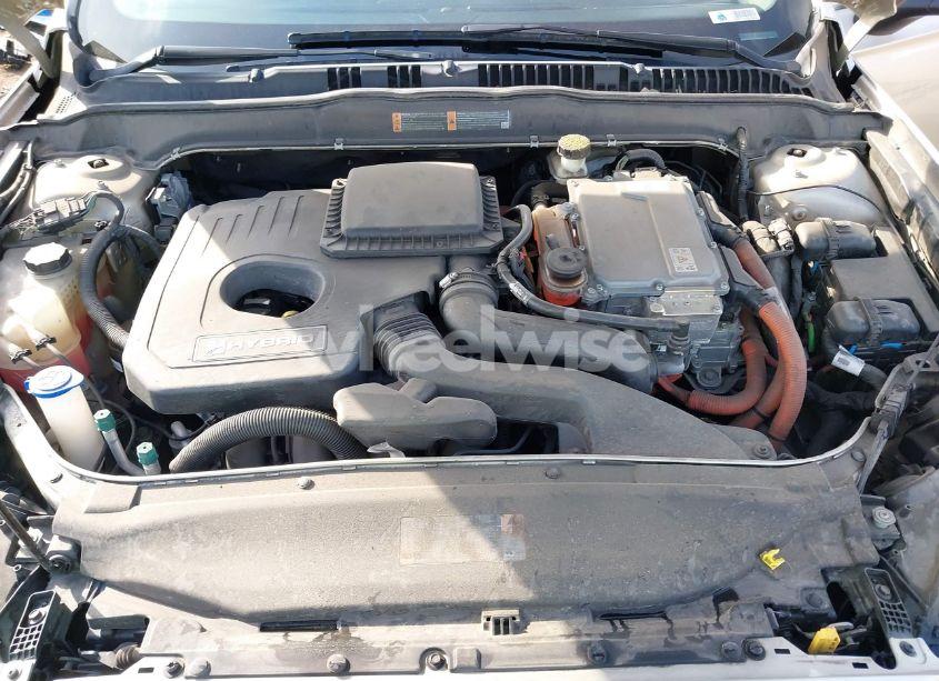 Photo 10 of 2017 Ford Fusion HYBRID SE (VIN 3FA6P0LU4HR285193)