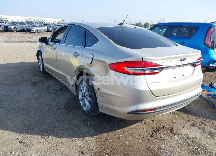 Photo 3 of 2017 Ford Fusion HYBRID SE (VIN 3FA6P0LU4HR285193)