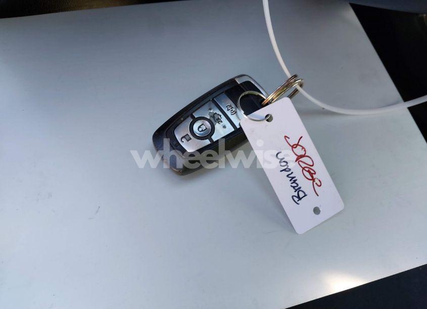 Photo 11 of 2017 Ford Fusion HYBRID SE (VIN 3FA6P0LU4HR301473)