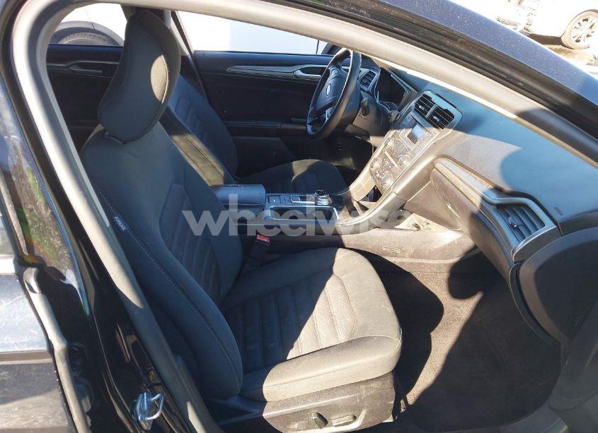 Photo 5 of 2017 Ford Fusion HYBRID SE (VIN 3FA6P0LU4HR301473)