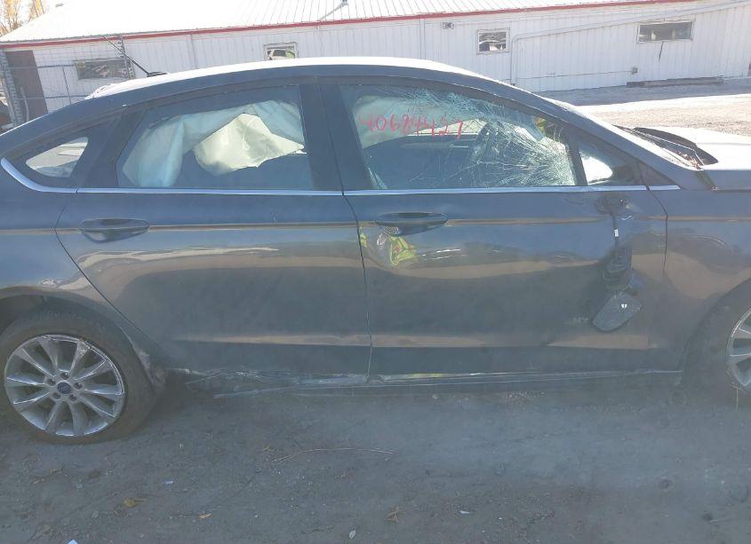 Photo 13 of 2017 Ford Fusion HYBRID SE (VIN 3FA6P0LU4HR323358)