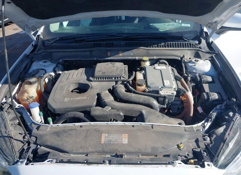 Photo 10 of 2017 Ford Fusion HYBRID SE (VIN 3FA6P0LU4HR324834)