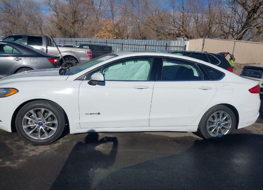 Photo 14 of 2017 Ford Fusion HYBRID SE (VIN 3FA6P0LU4HR324834)