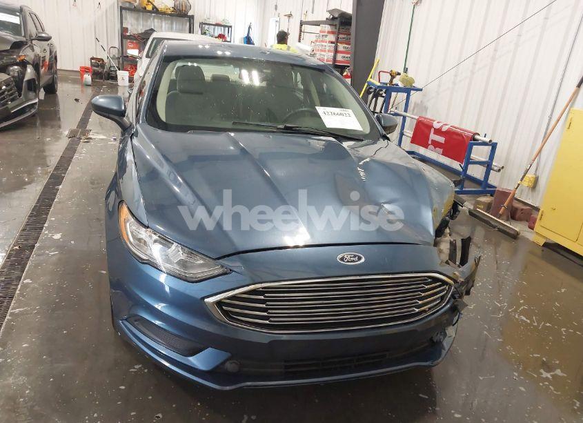 Photo 12 of 2018 Ford Fusion HYBRID SE (VIN 3FA6P0LU4JR110044)