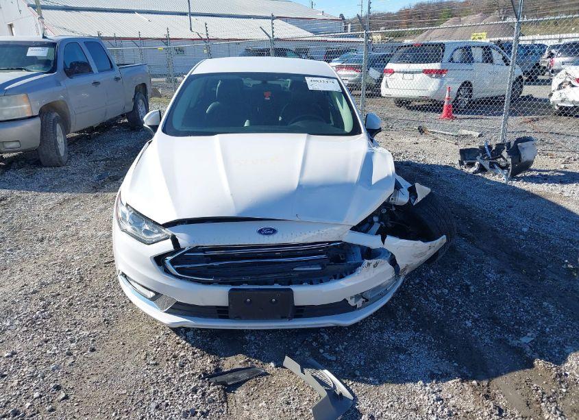 Photo 12 of 2018 Ford Fusion HYBRID SE (VIN 3FA6P0LU4JR120296)