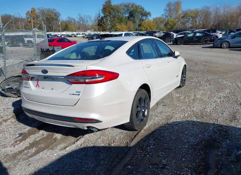 Photo 4 of 2018 Ford Fusion HYBRID SE (VIN 3FA6P0LU4JR120296)