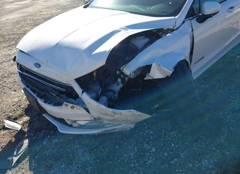 Photo 6 of 2018 Ford Fusion HYBRID SE (VIN 3FA6P0LU4JR120296)