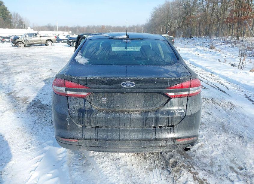 Photo 16 of 2018 Ford Fusion HYBRID SE (VIN 3FA6P0LU4JR132643)