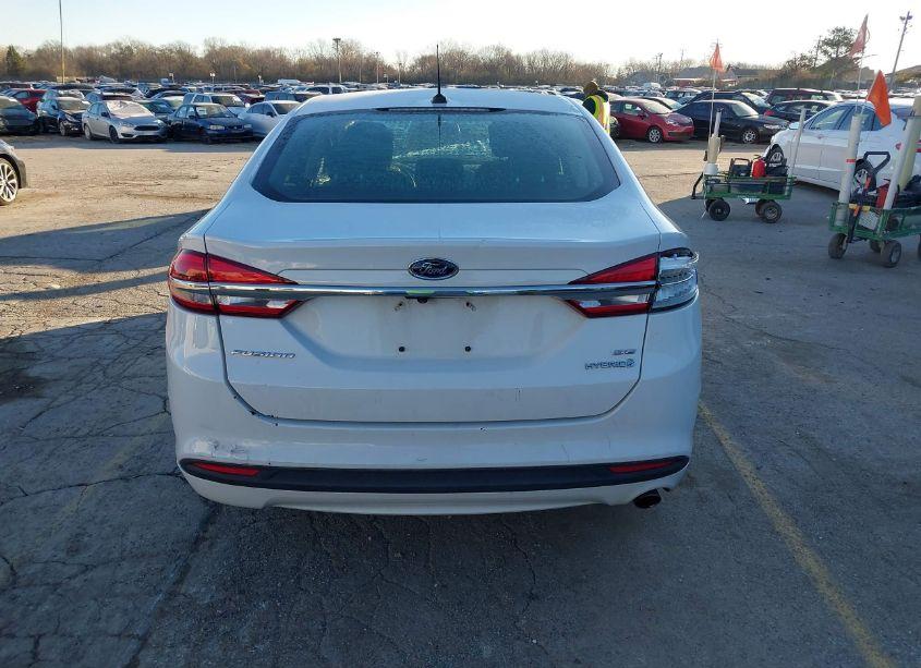 Photo 16 of 2018 Ford Fusion HYBRID SE (VIN 3FA6P0LU4JR153542)