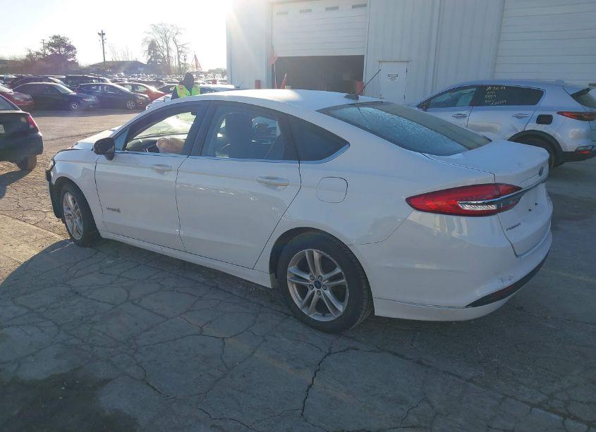 Photo 3 of 2018 Ford Fusion HYBRID SE (VIN 3FA6P0LU4JR153542)