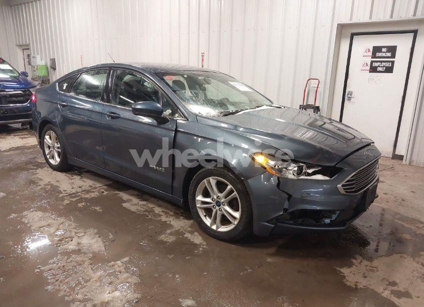 2018 Ford Fusion HYBRID SE (VIN 3FA6P0LU4JR157865) main photo