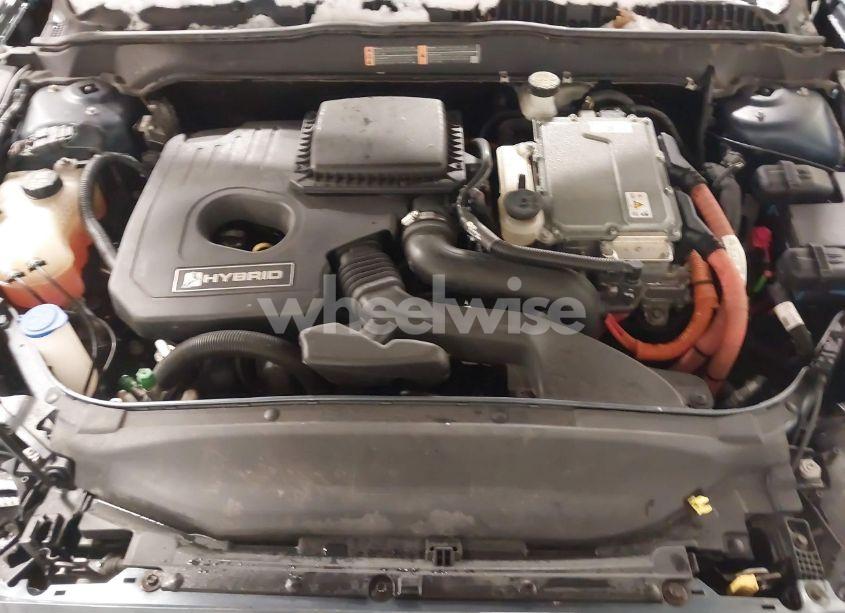 Photo 10 of 2018 Ford Fusion HYBRID SE (VIN 3FA6P0LU4JR157865)