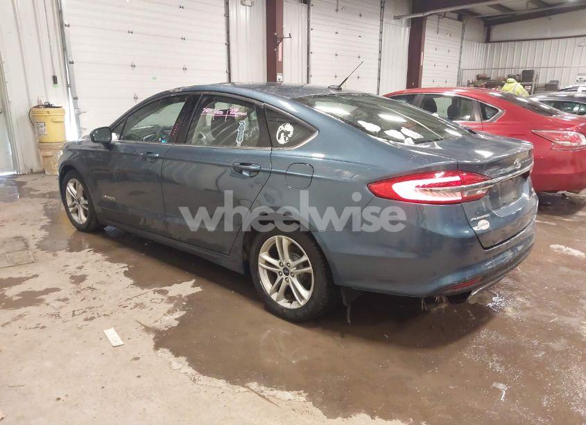 Photo 3 of 2018 Ford Fusion HYBRID SE (VIN 3FA6P0LU4JR157865)