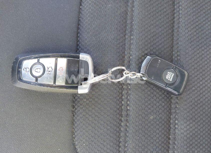 Photo 11 of 2019 Ford Fusion HYBRID SE (VIN 3FA6P0LU4KR101412)