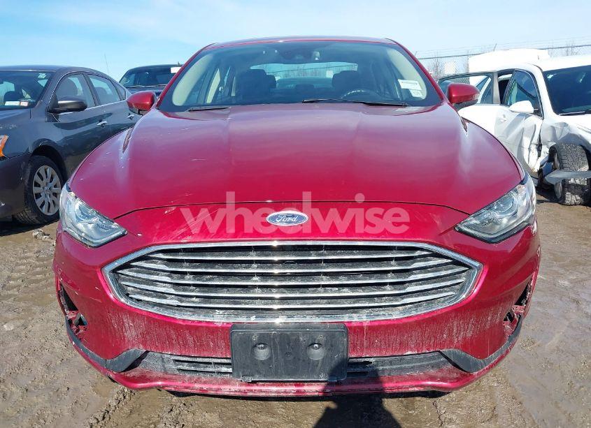 Photo 12 of 2019 Ford Fusion HYBRID SE (VIN 3FA6P0LU4KR101412)