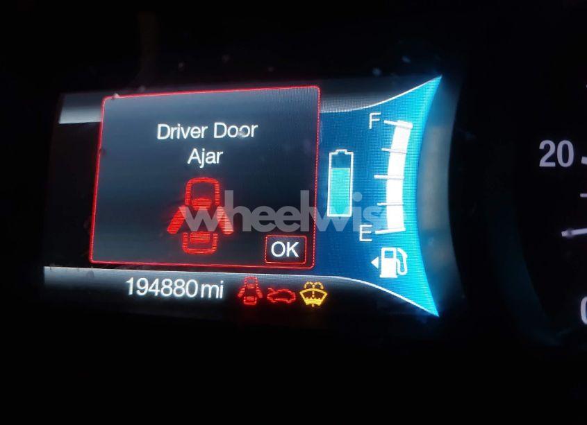 Photo 16 of 2019 Ford Fusion HYBRID SE (VIN 3FA6P0LU4KR112782)