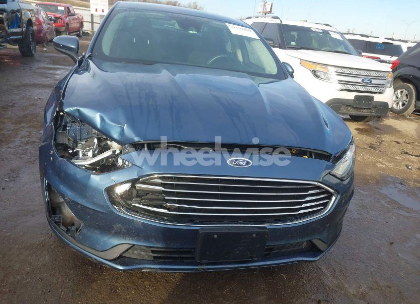 Photo 12 of 2019 Ford Fusion HYBRID SE (VIN 3FA6P0LU4KR156734)