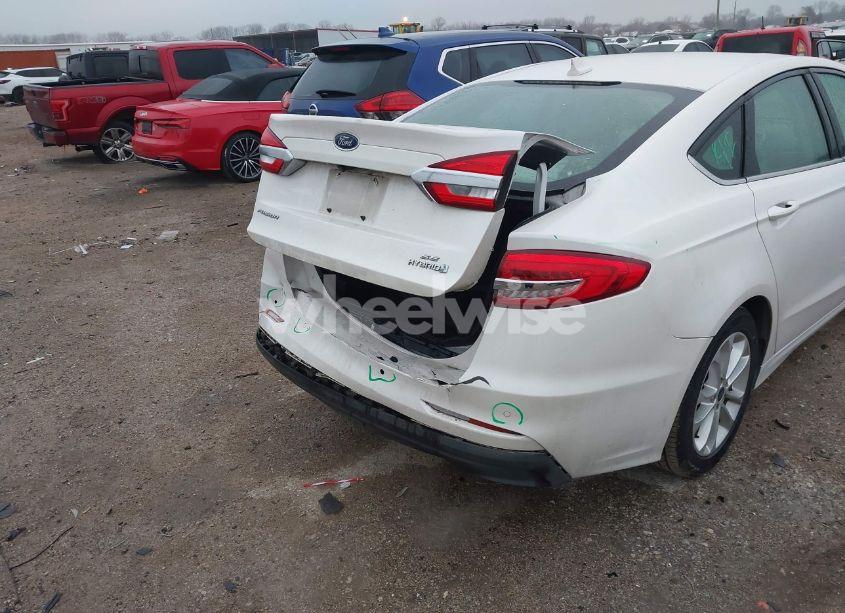 Photo 6 of 2019 Ford Fusion HYBRID SE (VIN 3FA6P0LU4KR187398)