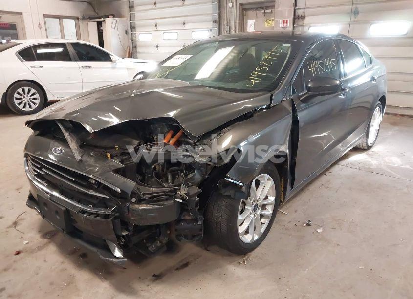 Photo 6 of 2020 Ford Fusion HYBRID SE (VIN 3FA6P0LU4LR118809)