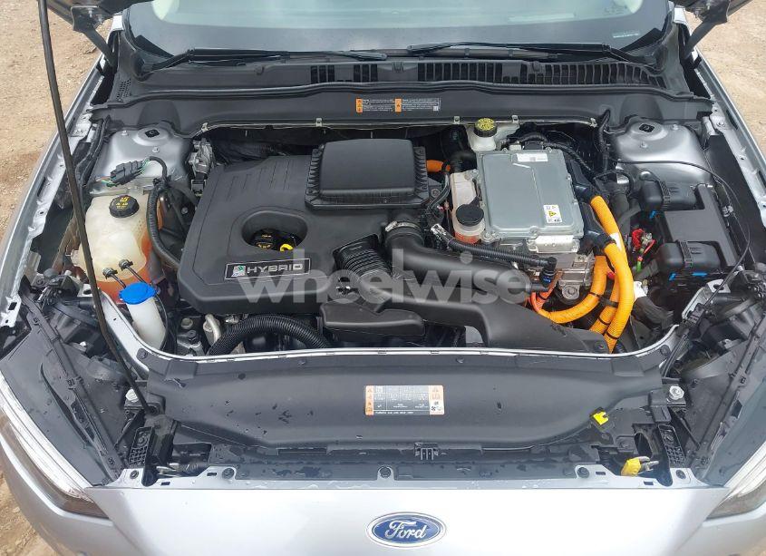 Photo 10 of 2020 Ford Fusion HYBRID SE (VIN 3FA6P0LU4LR148070)