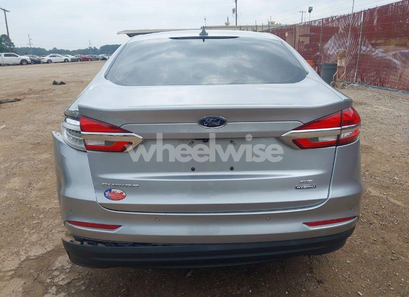 Photo 16 of 2020 Ford Fusion HYBRID SE (VIN 3FA6P0LU4LR148070)