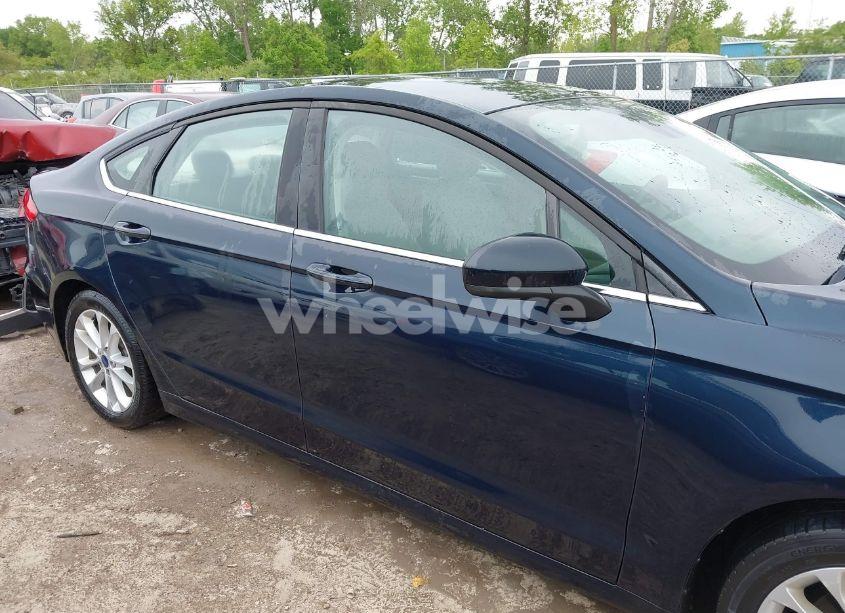 Photo 13 of 2020 Ford Fusion HYBRID SE (VIN 3FA6P0LU4LR163314)