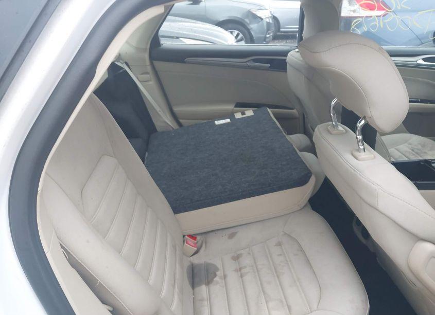 Photo 8 of 2013 Ford Fusion HYBRID SE (VIN 3FA6P0LU5DR131506)