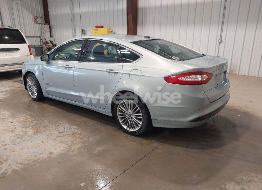 Photo 3 of 2013 Ford Fusion HYBRID SE (VIN 3FA6P0LU5DR157250)