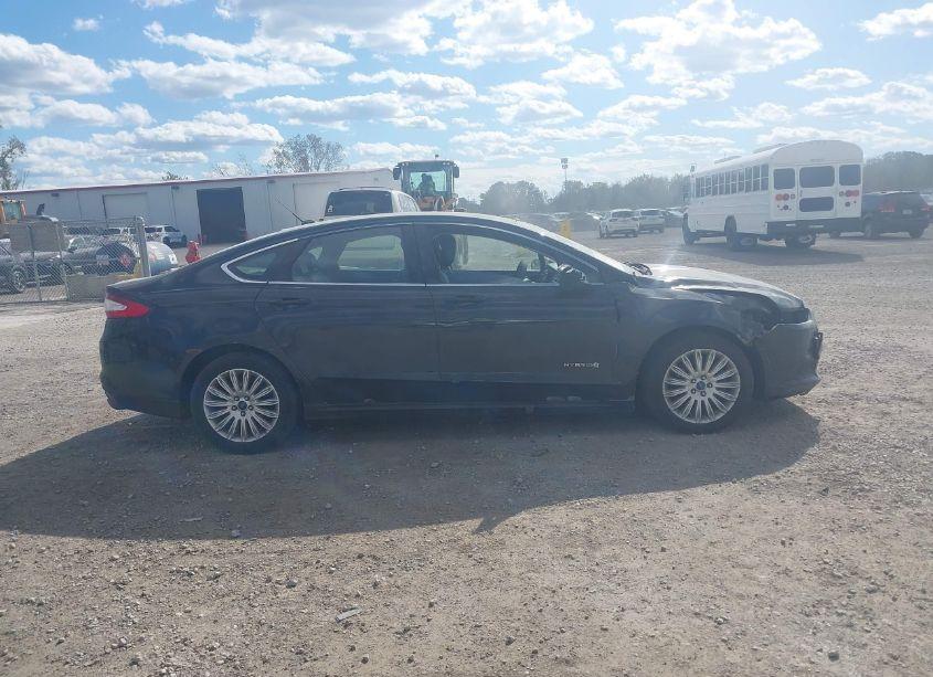 Photo 13 of 2013 Ford Fusion HYBRID SE (VIN 3FA6P0LU5DR208245)