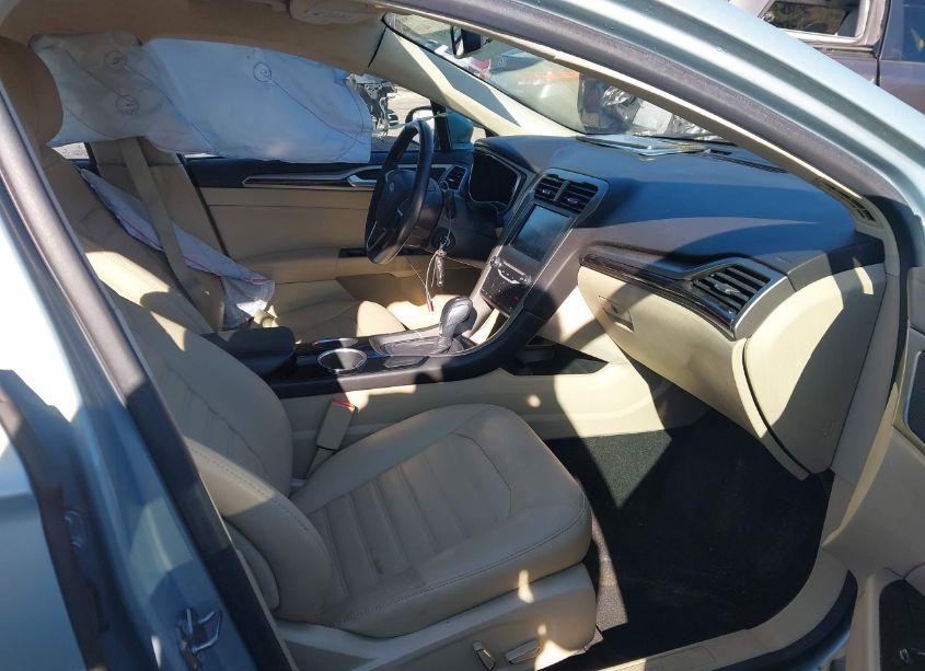 Photo 5 of 2013 Ford Fusion HYBRID SE (VIN 3FA6P0LU5DR337070)