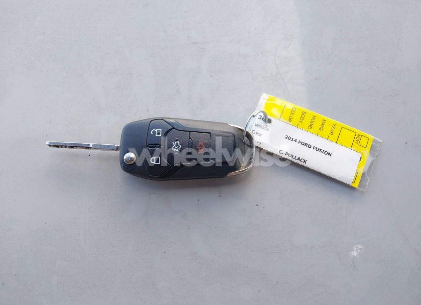 Photo 11 of 2014 Ford Fusion HYBRID SE (VIN 3FA6P0LU5ER135525)