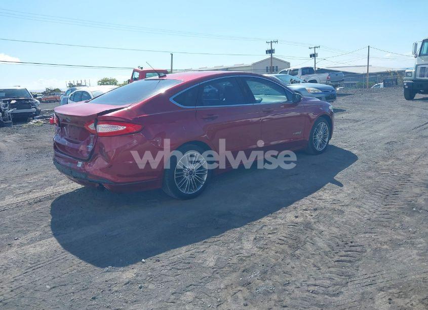 Photo 4 of 2014 Ford Fusion HYBRID SE (VIN 3FA6P0LU5ER135525)