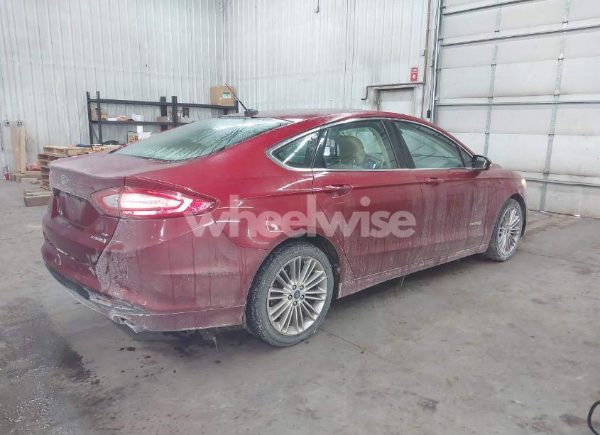Photo 4 of 2014 Ford Fusion HYBRID SE (VIN 3FA6P0LU5ER136237)