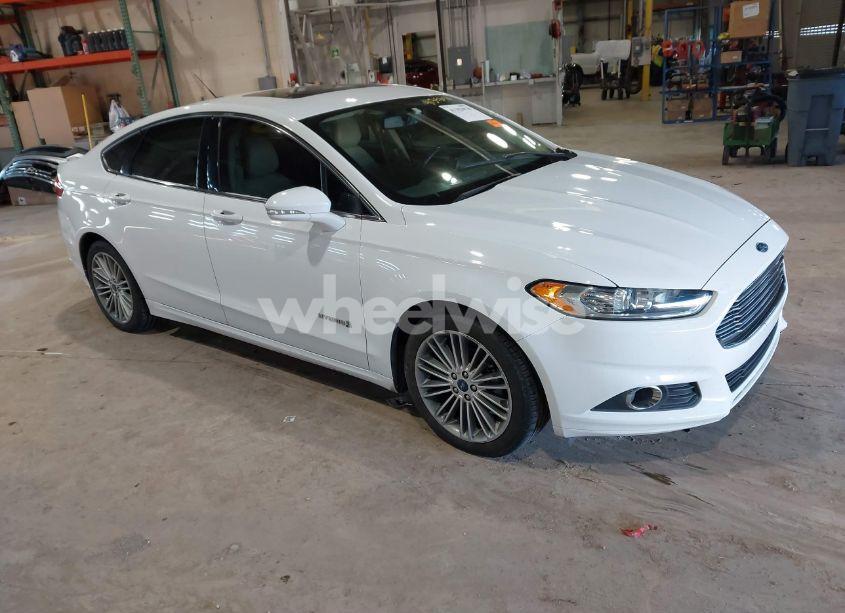 2014 Ford Fusion HYBRID SE (VIN 3FA6P0LU5ER156388) main photo