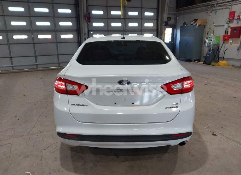 Photo 14 of 2014 Ford Fusion HYBRID SE (VIN 3FA6P0LU5ER156388)