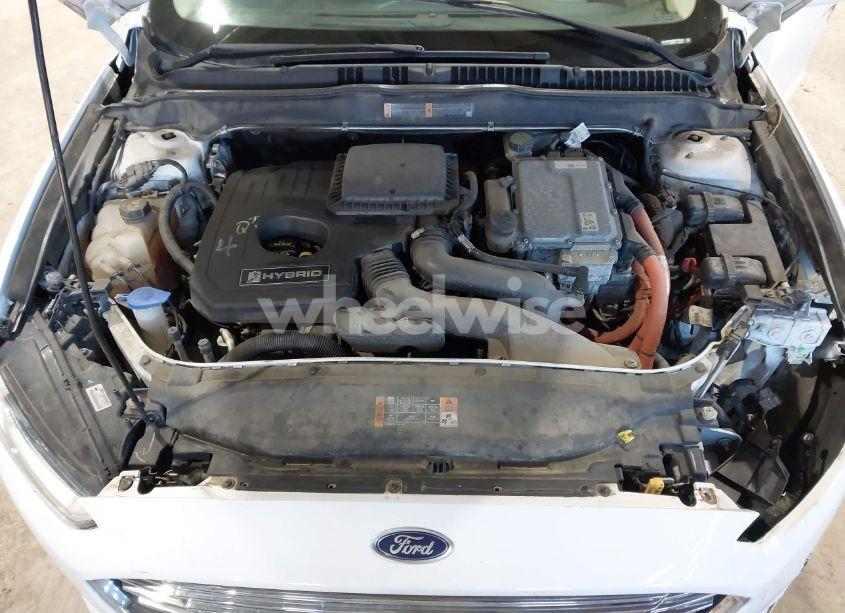 Photo 8 of 2014 Ford Fusion HYBRID SE (VIN 3FA6P0LU5ER156388)