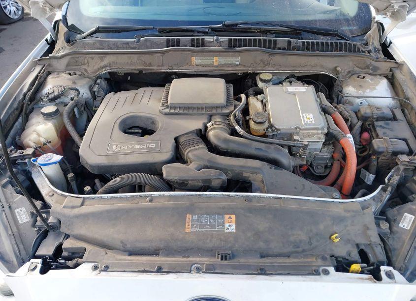 Photo 10 of 2014 Ford Fusion HYBRID SE (VIN 3FA6P0LU5ER220638)