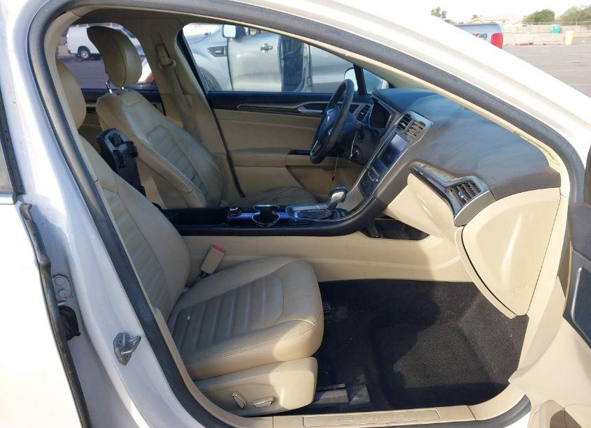 Photo 5 of 2014 Ford Fusion HYBRID SE (VIN 3FA6P0LU5ER220638)