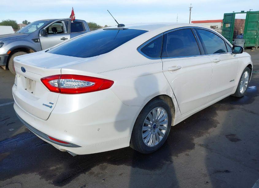 Photo 6 of 2014 Ford Fusion HYBRID SE (VIN 3FA6P0LU5ER220638)