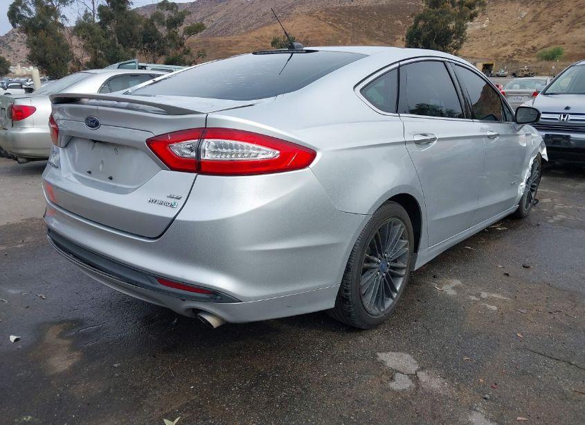 Photo 4 of 2014 Ford Fusion HYBRID SE (VIN 3FA6P0LU5ER227914)