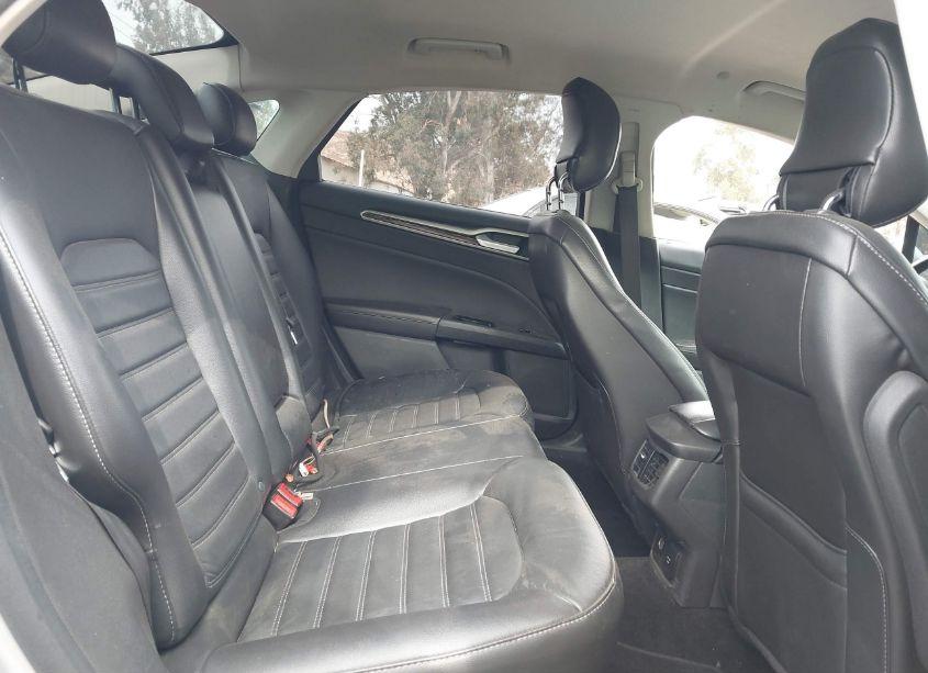 Photo 8 of 2014 Ford Fusion HYBRID SE (VIN 3FA6P0LU5ER227914)