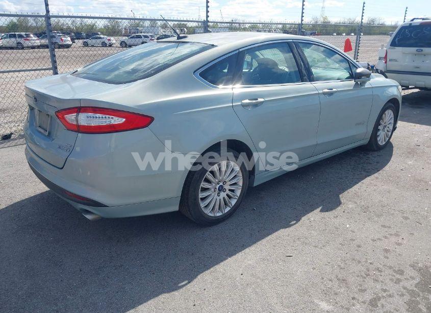 Photo 4 of 2014 Ford Fusion HYBRID SE (VIN 3FA6P0LU5ER308380)