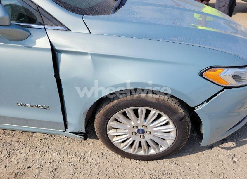 Photo 6 of 2014 Ford Fusion HYBRID SE (VIN 3FA6P0LU5ER347132)