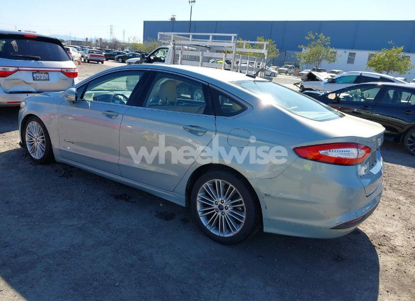 Photo 3 of 2014 Ford Fusion HYBRID SE (VIN 3FA6P0LU5ER357479)