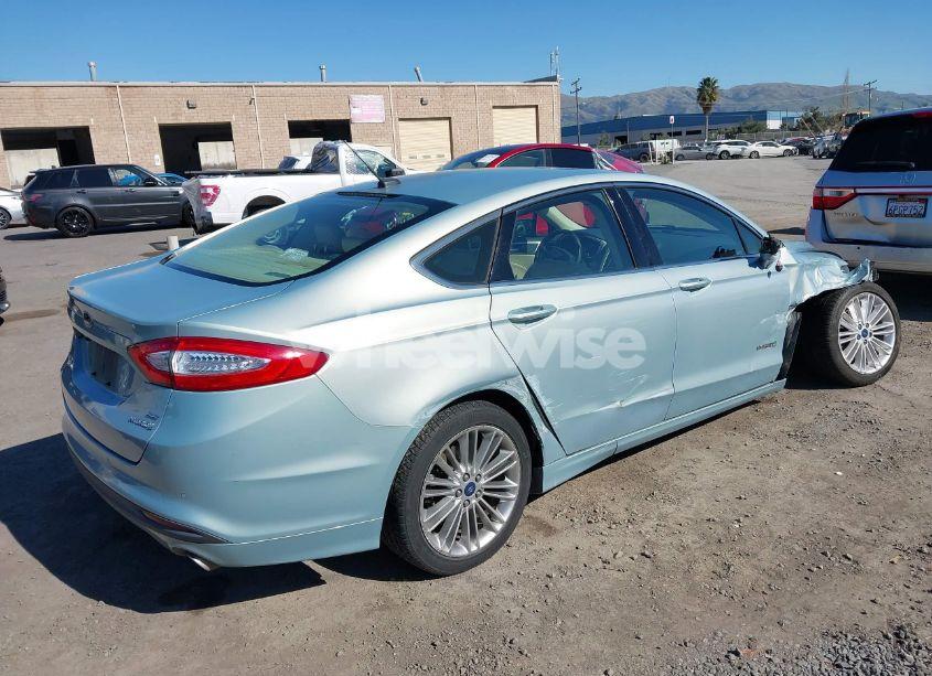 Photo 4 of 2014 Ford Fusion HYBRID SE (VIN 3FA6P0LU5ER357479)