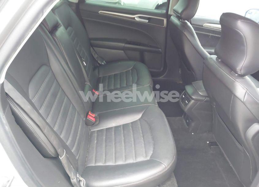 Photo 8 of 2015 Ford Fusion HYBRID SE (VIN 3FA6P0LU5FR224481)