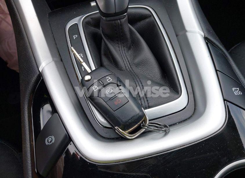 Photo 11 of 2016 Ford Fusion HYBRID SE (VIN 3FA6P0LU5GR376777)