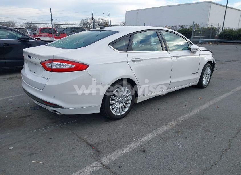 Photo 4 of 2016 Ford Fusion HYBRID SE (VIN 3FA6P0LU5GR376777)