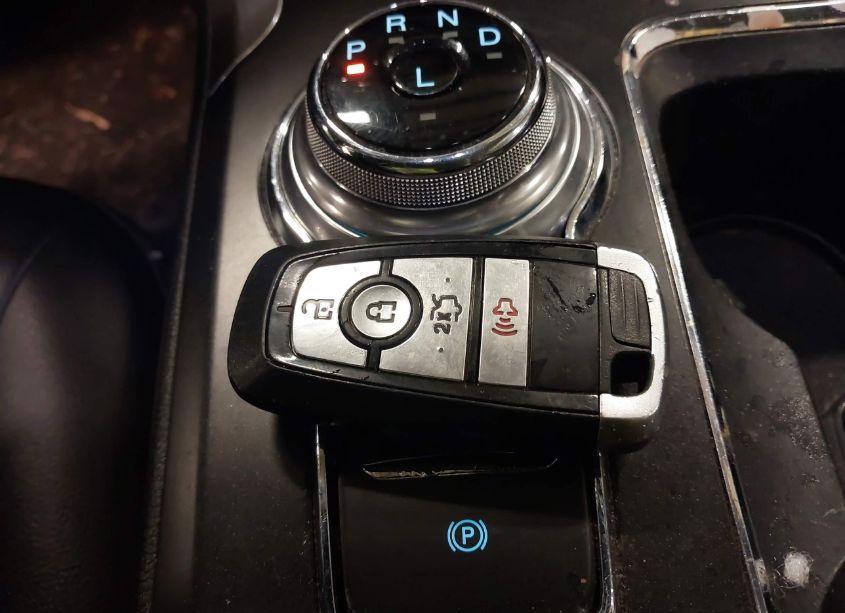 Photo 11 of 2017 Ford Fusion HYBRID SE (VIN 3FA6P0LU5HR222992)